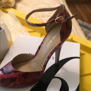 Vegas baby! New summer stunner’s! Girls night out.